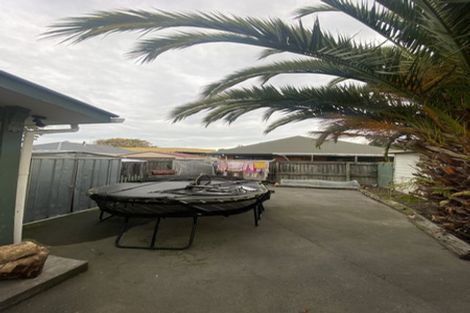 Photo of property in 67 Northcote Road, Northcote, Christchurch, 8052