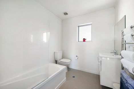 Photo of property in 8u5 Middleton Road, Johnsonville, Wellington, 6037