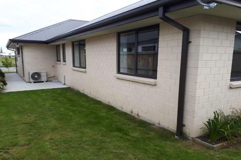 Photo of property in 16 Streamside Terrace, Kaiapoi, 7630