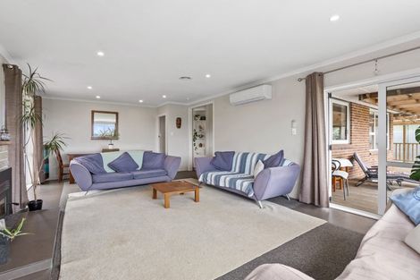 Photo of property in 136 Annett Road, Kumeu, 0891