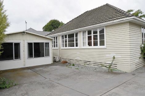 Photo of property in 31 Suva Street, Upper Riccarton, Christchurch, 8041