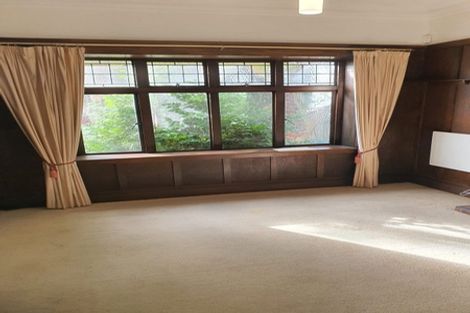 Photo of property in 19 Central Terrace, Kelburn, Wellington, 6012