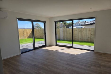 Photo of property in 25 John Gibb Street, Belfast, 8051