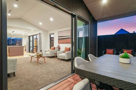 Photo of property in 96 Stationmasters Way, Prebbleton, 7604