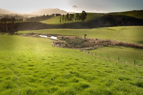 Photo of property in 125-127 Bell Road, Waiwhetu, Lower Hutt, 5010