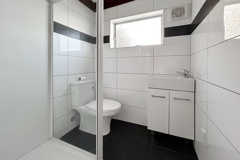 Photo of property in 1 Lancaster Street, Levin, 5510