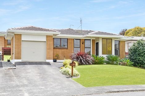 Photo of property in 30a Gills Avenue, Papakura, 2110