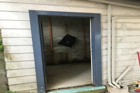 Photo of property in 23 Mitchell Street, Brooklyn, Wellington, 6021