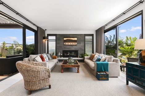 Photo of property in 563 Grenada Street, Papamoa Beach, Papamoa, 3118