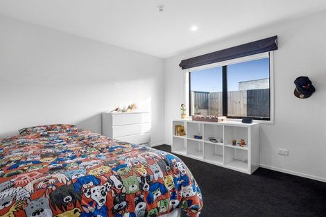 Photo of property in 3 Andesite Drive, Rolleston, 7614