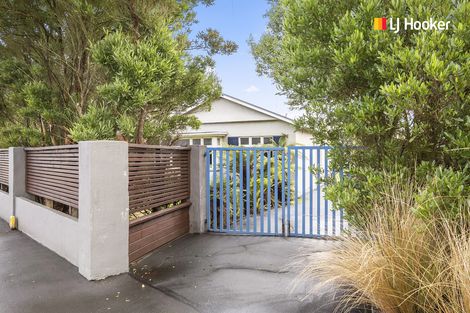 Photo of property in 197 Musselburgh Rise, Andersons Bay, Dunedin, 9013