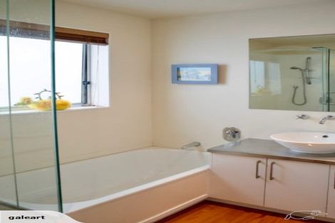 Photo of property in 19f3 Burnham Street, Seatoun, Wellington, 6022