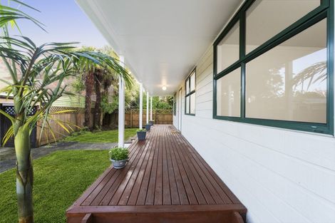 Photo of property in 52a Metcalfe Road, Ranui, Auckland, 0612