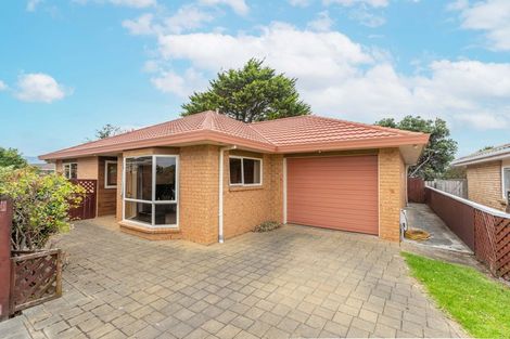 Photo of property in 13 Manly Garden, Paraparaumu Beach, Paraparaumu, 5032
