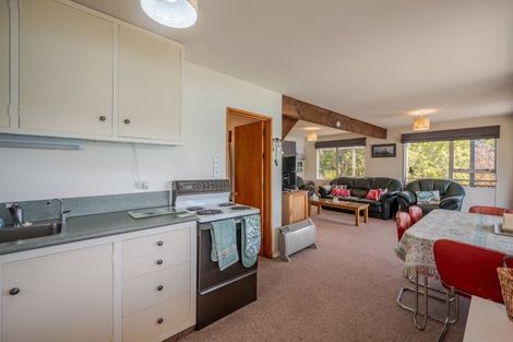 Photo of property in 33 Kingfisher Road, Takamatua, 7581