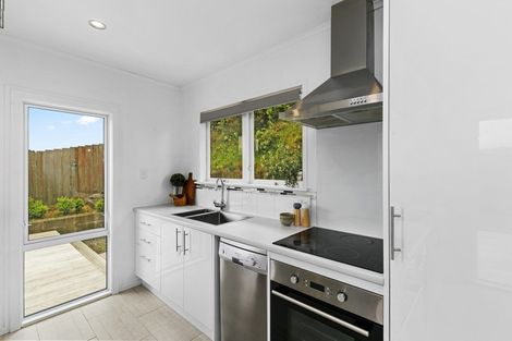 Photo of property in 27b Cypress Drive, Maungaraki, Lower Hutt, 5010