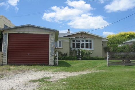 Photo of property in 14 Field Street, Aramoho, Whanganui, 4500