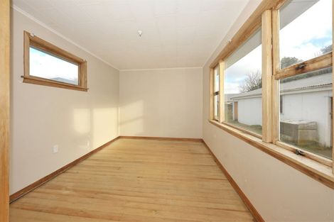 Photo of property in 147 Langdons Road, Northcote, Christchurch, 8052