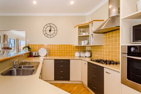 Photo of property in 12 Murray Court, Paraparaumu Beach, Paraparaumu, 5032
