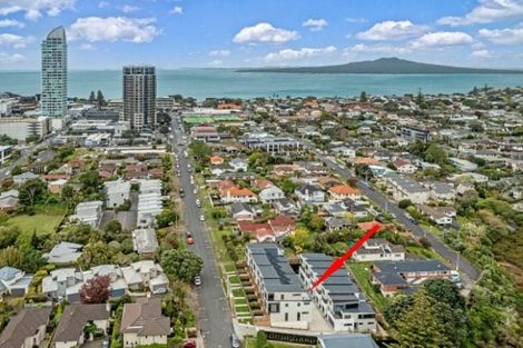 Photo of property in 7 Wai Court, Takapuna, Auckland, 0622