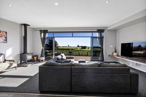 Photo of property in 178 Rugby Road, Tariki, Inglewood, 4388