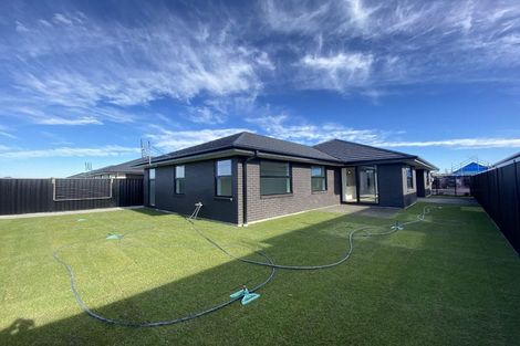 Photo of property in 14 Mcgarry Drive, Kaiapoi, 7630