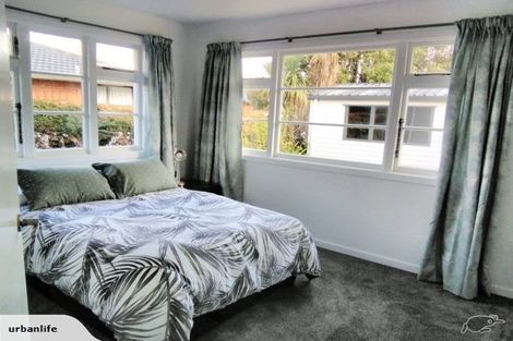 Photo of property in 2 Rustic Lane, Spreydon, Christchurch, 8024