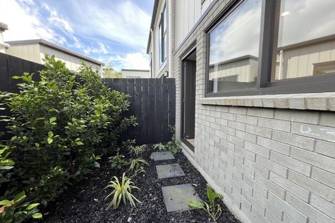 Photo of property in 13 Tukari Lane, Mangere Bridge, Auckland, 2022