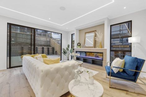 Photo of property in 14 Alluvial Street, Flat Bush, 2019