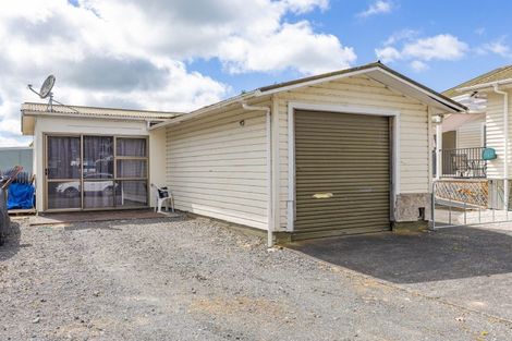 Photo of property in 100 Ngatai Street, Taumarunui, 3920