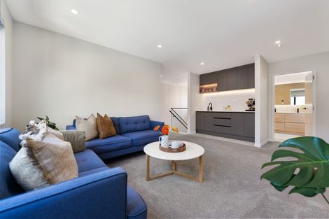 Photo of property in 2 Pukeko Road, Hobsonville, 0616