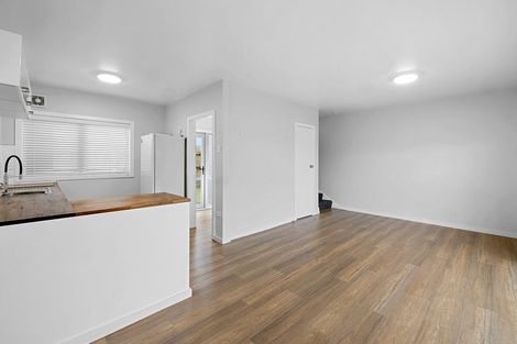 Photo of property in 38c Breakwater Road, Moturoa, New Plymouth, 4310