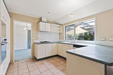 Photo of property in 3 Russett Grove, Henderson, Auckland, 0612