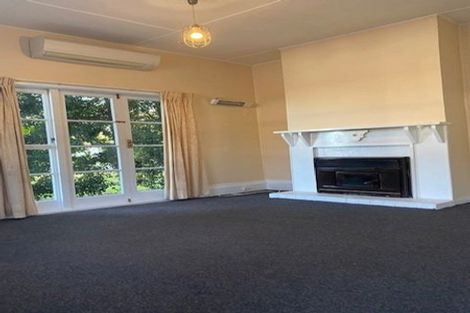 Photo of property in 2 Chaucer Road, Hospital Hill, Napier, 4110