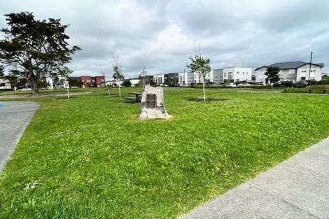 Photo of property in 21 Orona Place, Takanini, 2112