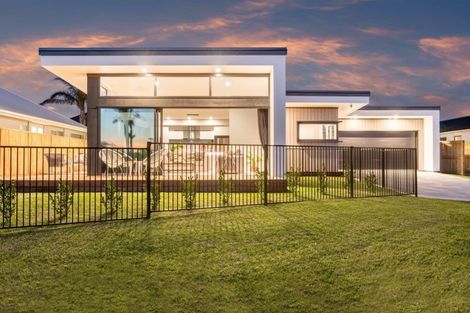 Photo of property in 31 Colpoma Close, Papamoa Beach, Papamoa, 3118