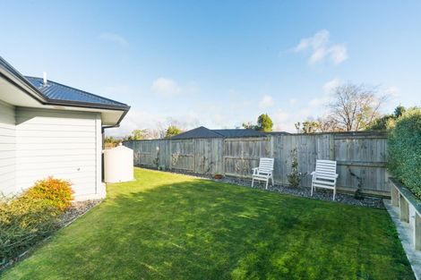 Photo of property in 5 Waimarama Court, Roslyn, Palmerston North, 4414