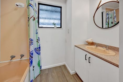 Photo of property in 13 Warwick Road, Stratford, 4332