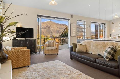 Photo of property in 169 Plantation Road, Wanaka, 9305