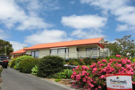 Photo of property in 50b Kauri Road, Pukekohe, 2120