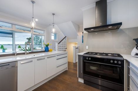 Photo of property in 33 Ewen Street, Hauraki, Auckland, 0622