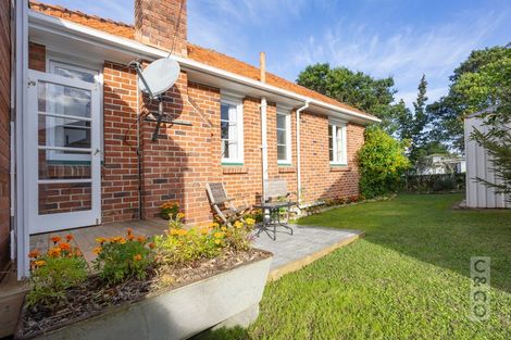 Photo of property in 16 Karaka Street, Helensville, 0800