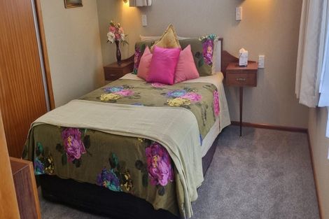 Photo of property in 9 Severn Place, Spotswood, New Plymouth, 4310