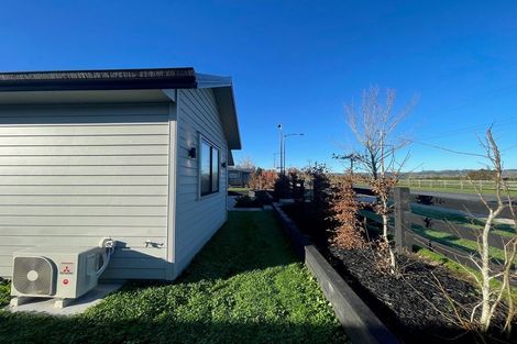 Photo of property in 2 Tuawa Lane, Clevedon, 2582