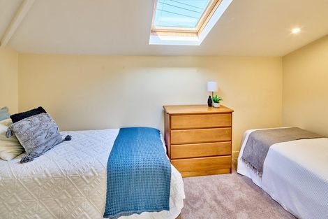 Photo of property in 63 Roxburgh Street, Mount Victoria, Wellington, 6011