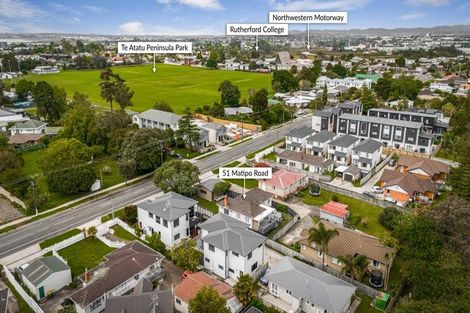 Photo of property in 51 Matipo Road, Te Atatu Peninsula, Auckland, 0610