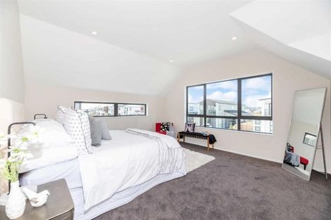 Photo of property in 18 Myland Drive, Hobsonville, Auckland, 0616
