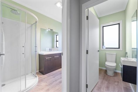 Photo of property in 195 Heta Road, Highlands Park, New Plymouth, 4312