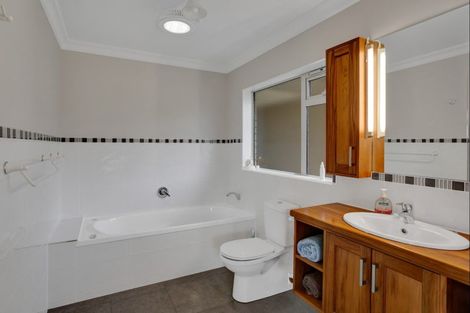 Photo of property in 34b Wharekauri Road, Mimi, Urenui, 4377