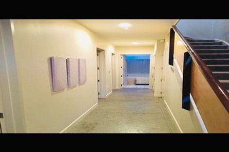 Photo of property in 306u2 Evans Bay Parade, Hataitai, Wellington, 6021